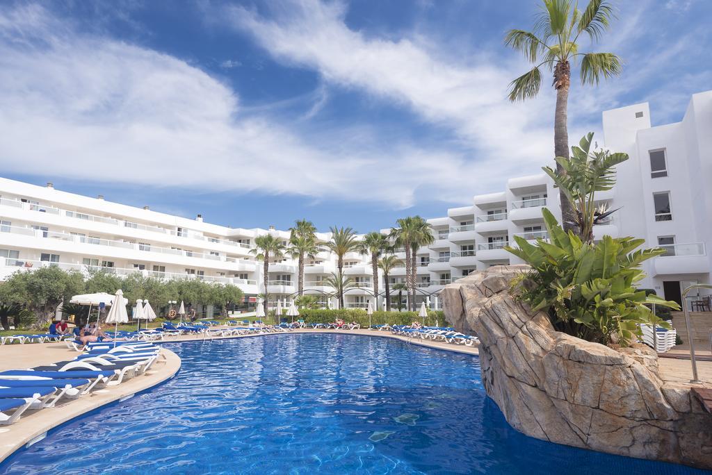 Aparthotel Tropic Garden Santa Eularia des Riu Eksteriør billede